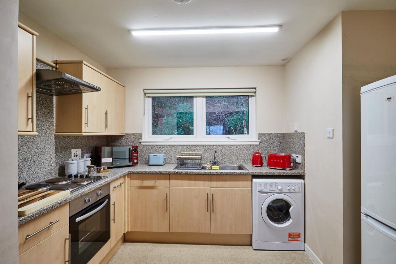 Etive, Beautiful Lochside Apartment With Balcony Fort William Exteriér fotografie